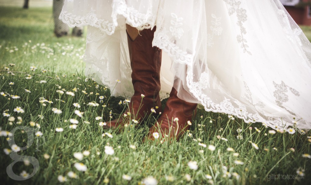 Jenna Ryder s Rustic Mountain Wedding  in Westcliffe  CO 