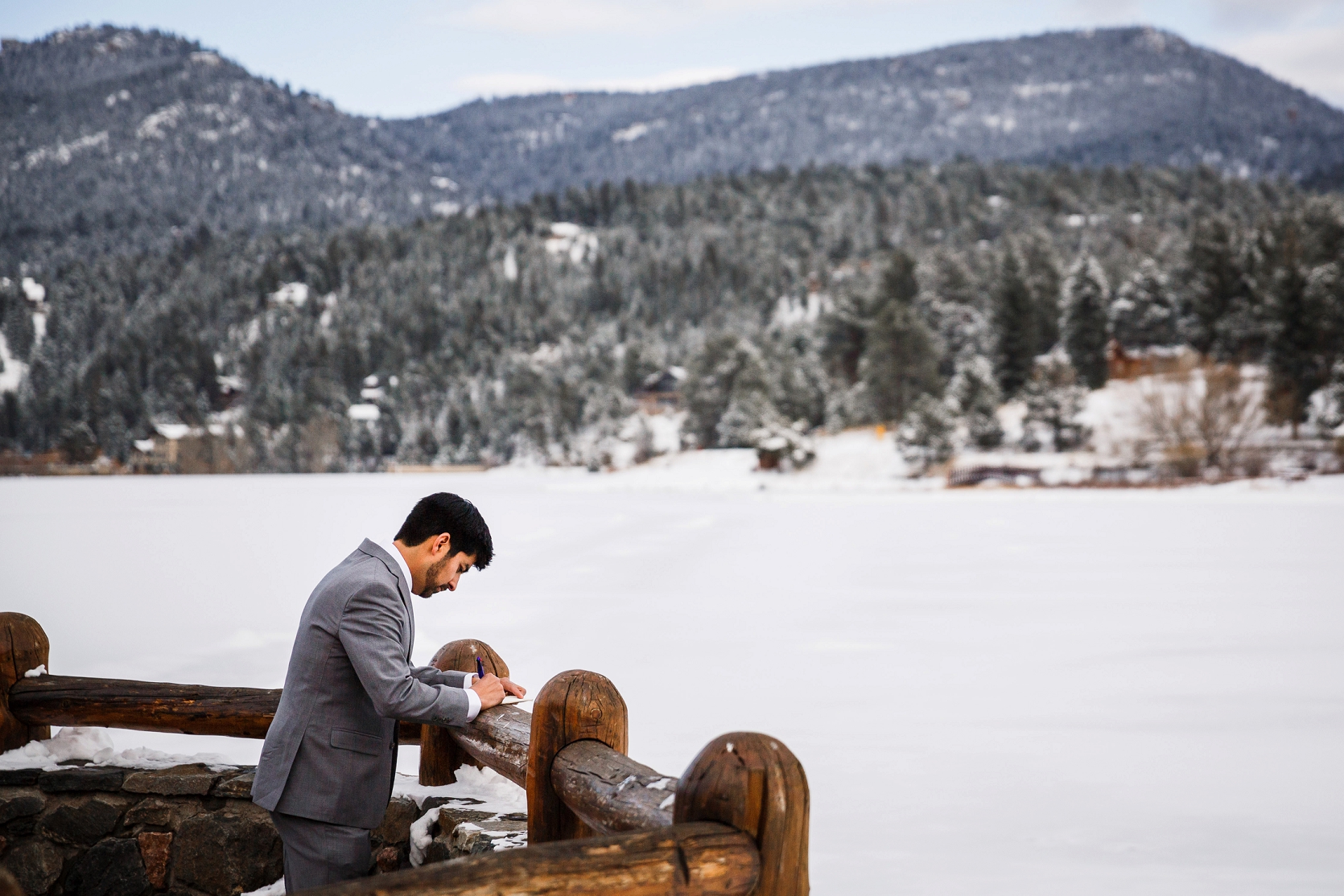 Evergreen_Lake_House_Winter_Wedding_0023