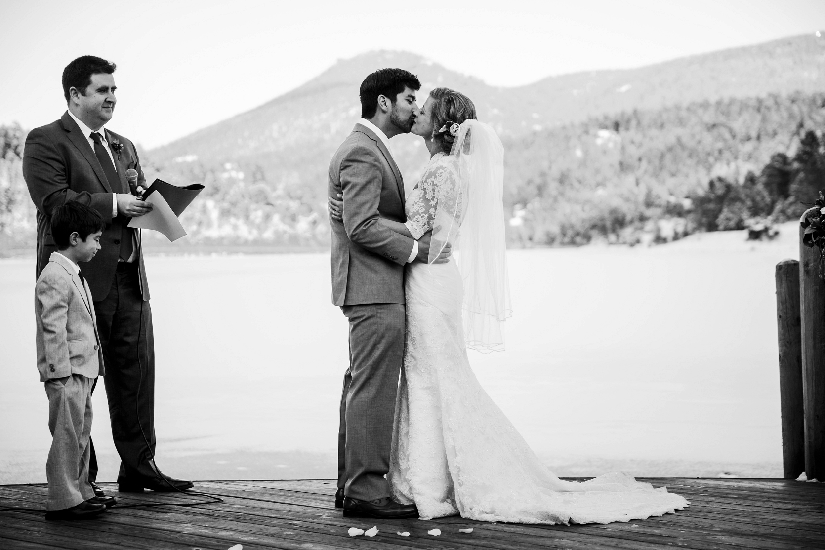 Evergreen_Lake_House_Winter_Wedding_0029