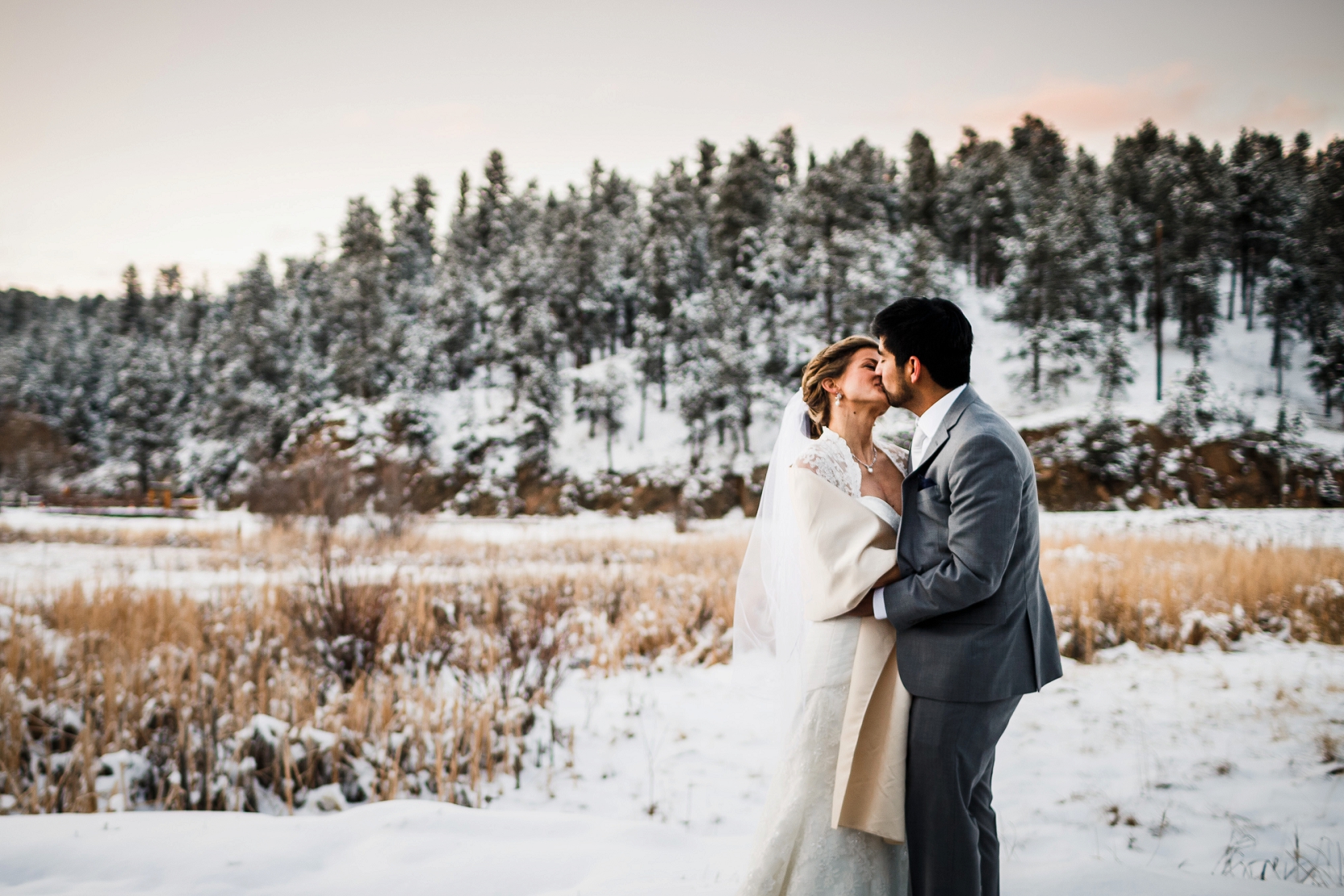 Evergreen_Lake_House_Winter_Wedding_0030