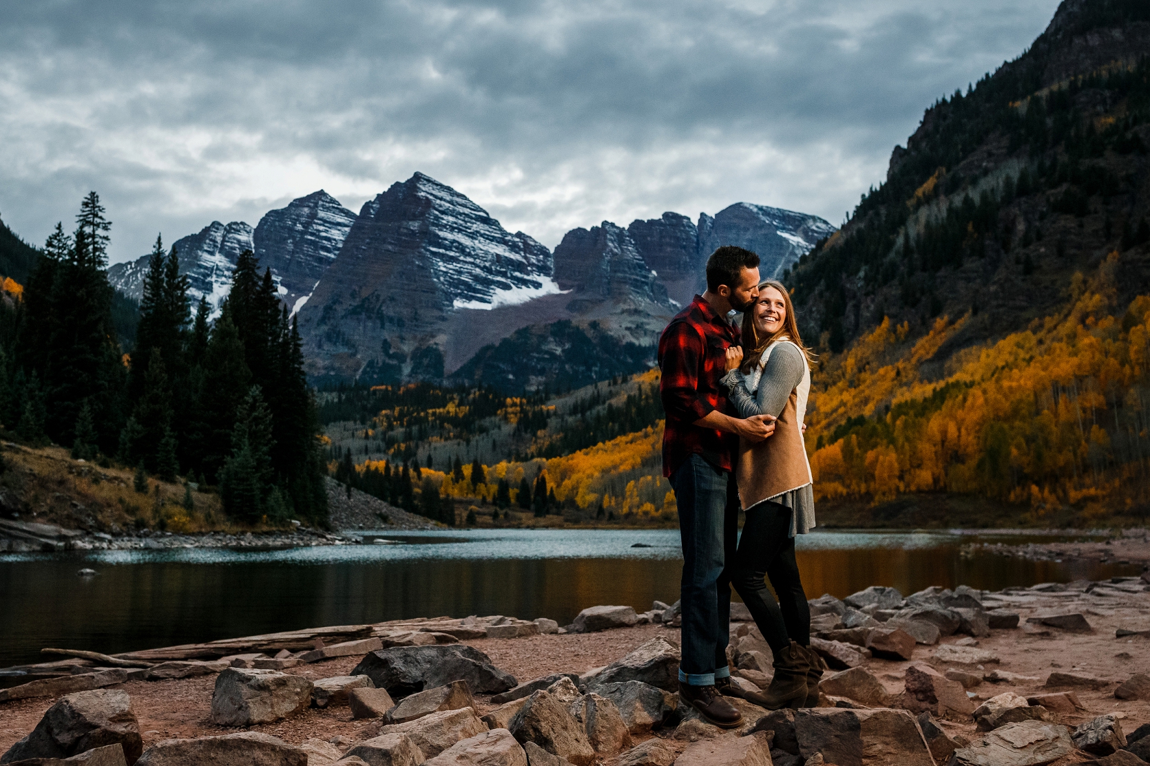 Maroon Bells Engagement Photo