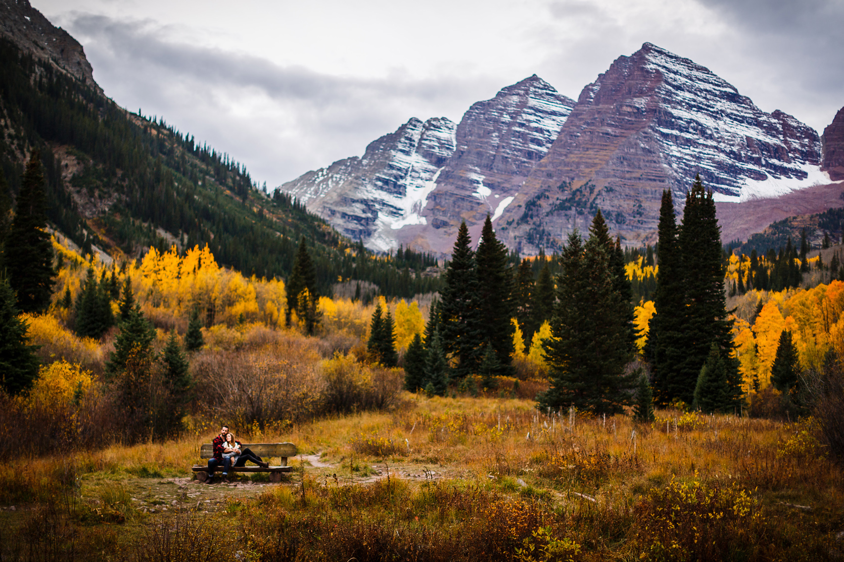 Fall engagement photo at the Maroon Bells